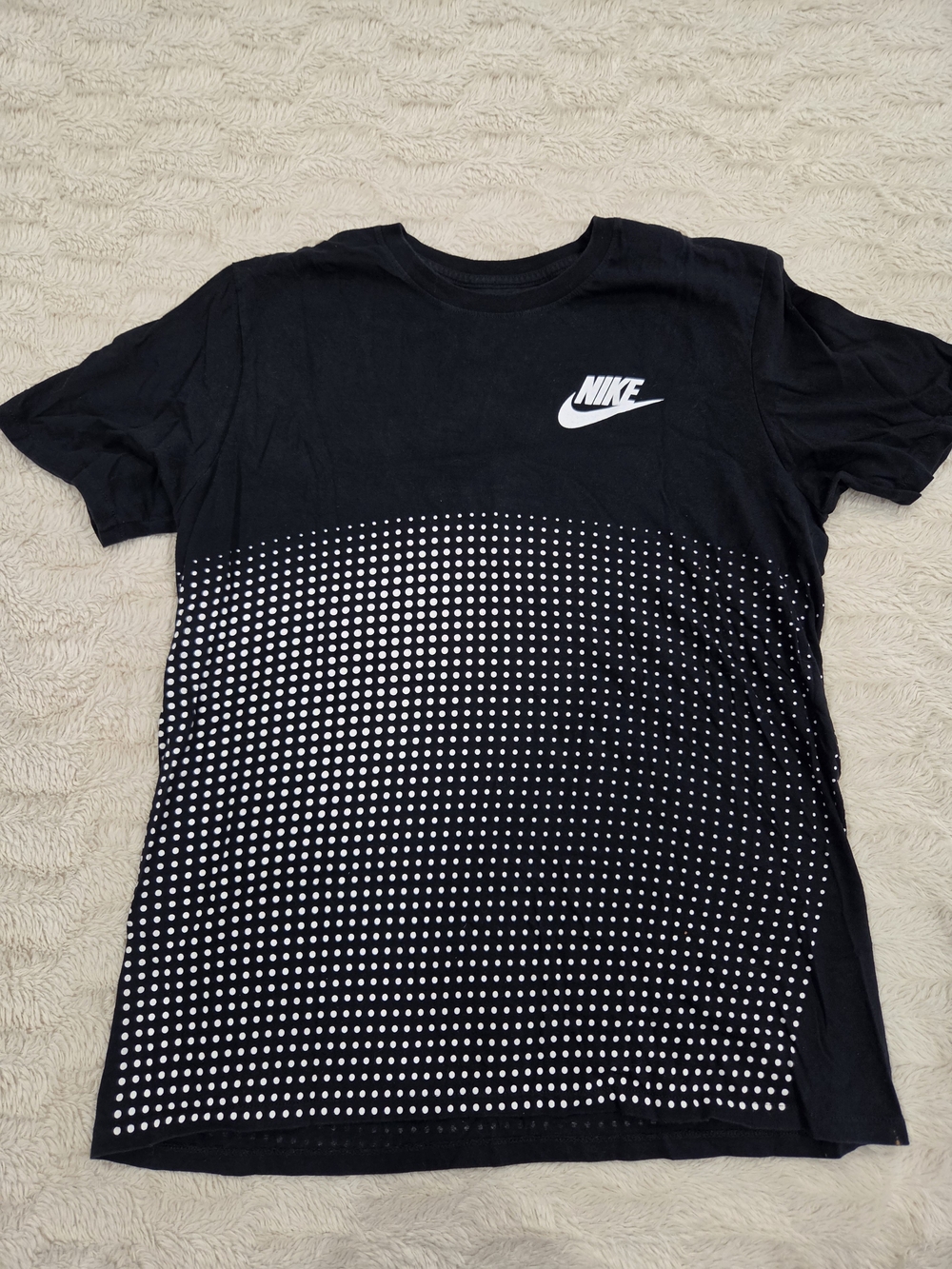 Nike Black Short Sleeve Tee with White Dot Fade